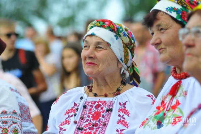 Зібров, вогнище, концерт: як у Згоранах Івана Купала святкували