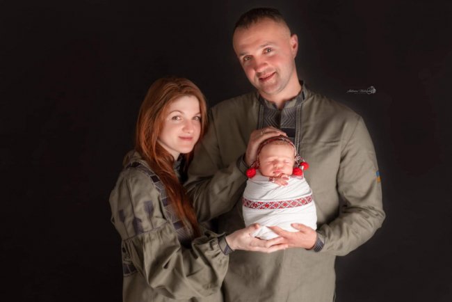 Фотографиня з Рівного опублікувала світлини Мар'яни Мамонової з донечкою 