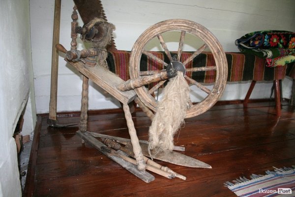 Партизанський музей у Лопатні: уламок ідеології чи місце пам’яті героїв?