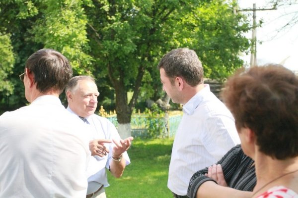 Нардеп Мартиняк пообіцяв селянам світло