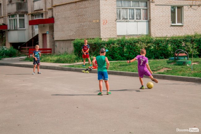 Там, де розвертаються тролейбуси: як живе 40-ий мікрорайон Луцька