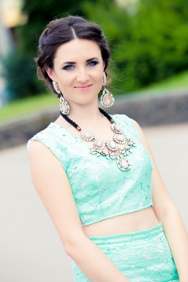 Красуні-журналістки: у Луцьку журфак відгуляв випускний. ФОТО