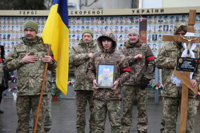 У Луцьку попрощалися з Героєм Сергієм Мацюком