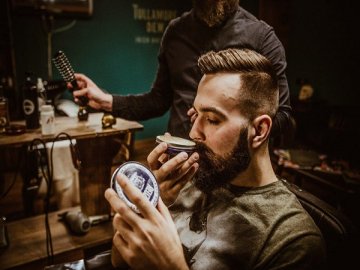 Засоби для укладання чоловічого волосся: як обрати і де купити*