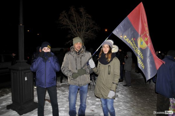 Фаєри, смолоскипи, гасла: Луцьком пройшла хода. ФОТО