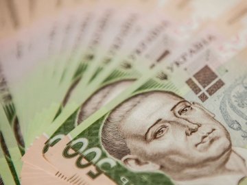«Ковідну» тисячу можна отримати готівкою: хто це може зробити