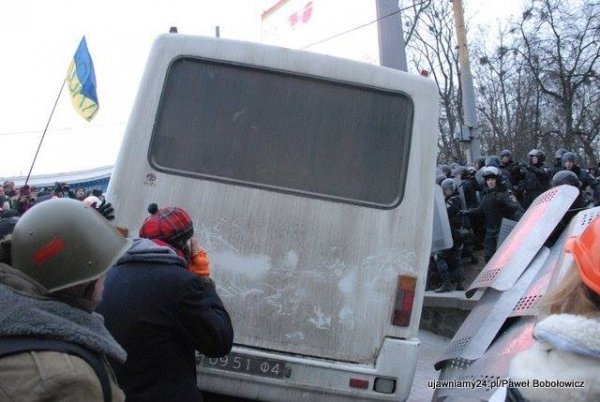 Сутички на Грушевського: фотовраження поляка