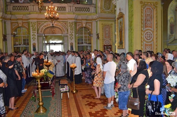 У Луцьку прощалися з загиблим «айдарівцем». ФОТО