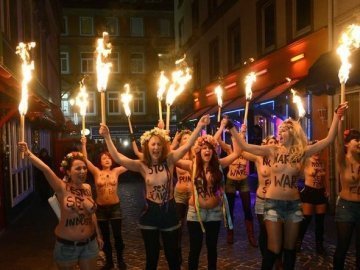 FEMEN провели акцію у кварталі проституток. ФОТО