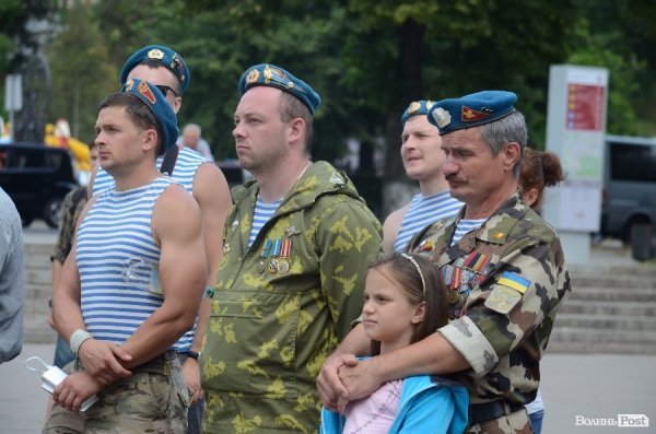 Свято «крилатої піхоти» у Луцьку. ФОТОРЕПОРТАЖ