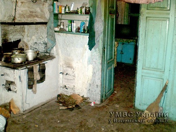 На Волині вітчим вбив пасинка сокирою. ФОТО