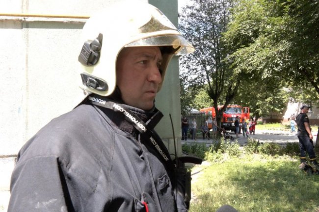 В підвалі багатоповерхівки у Луцьку горіло сміття. ФОТО