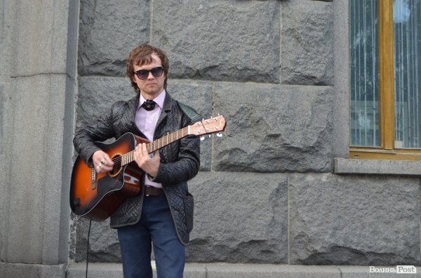 У луцькому виші танцювали, щоб допомогти. ФОТО