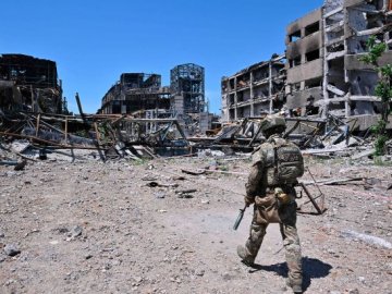 Росіяни зайняли більшу частину Соледара, але навряд чи зможуть оточити Бахмут, –  розвідка Британії