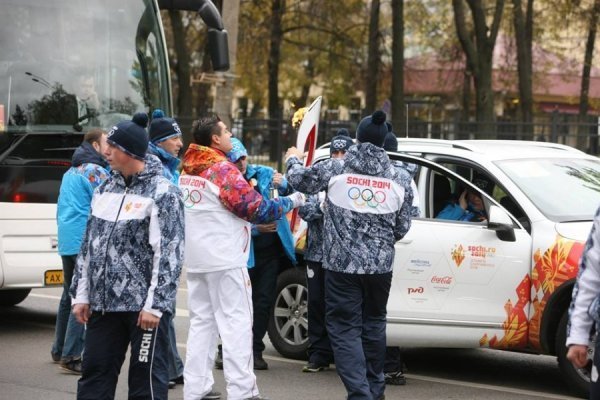 Пригоди факела в Москві: Олімпійський вогонь учетверте згас. ФОТО. ВІДЕО