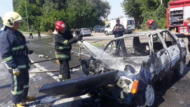 На Рівненщині – подвійна аварія: постраждали 6 людей, серед них – дитина. ФОТО 18+