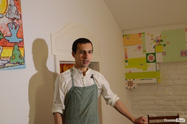 У Луцьку Любко Дереш готував ведичну їжу.ФОТО