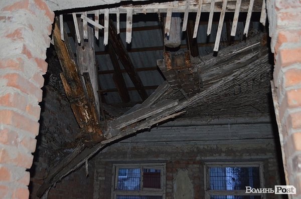 Закинутий луцький будинок XVIII століття. ФОТО