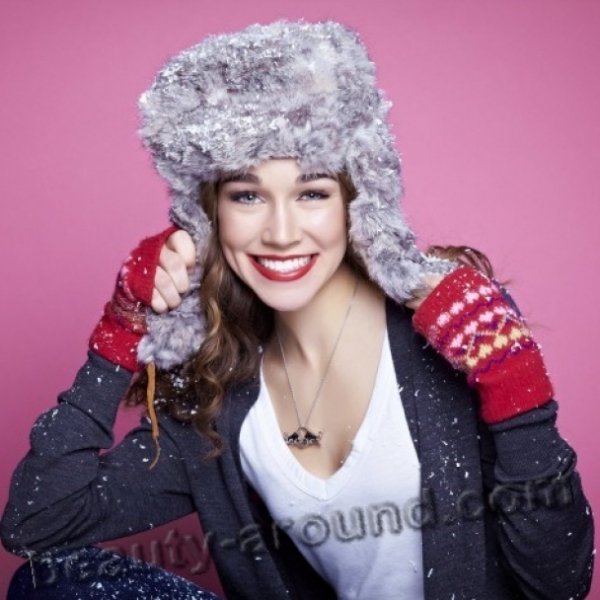  Сара Хендріксон, 19 років (США), стрибки з трампліну