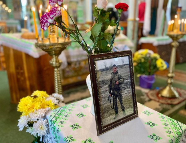 Скорботний день: у Нововолинську поховали двох Героїв