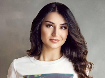 Марія Хурсенко шукає автора найкращої назви для книги віршів батька