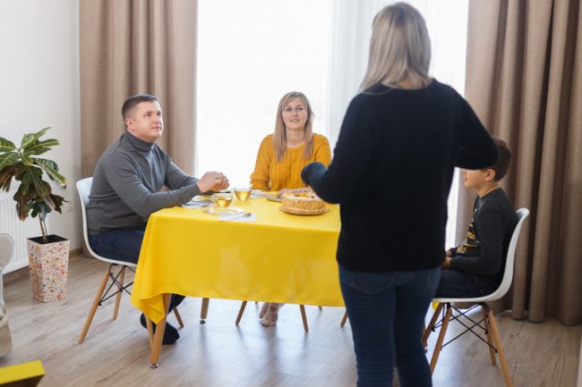 Забудовник Андрій Разумовський знявся у кліпі. ВІДЕО*