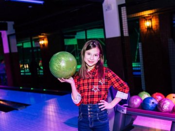 Боулінг для школярів та студентів за спеціальними тарифами*