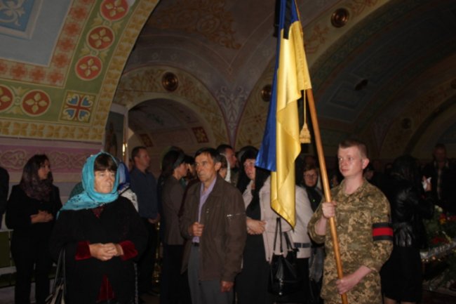 У Луцьку попрощалися із Героєм Андрієм Волосом. ФОТО