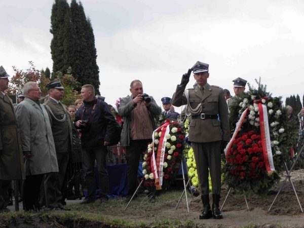 На Волині перепоховали останки жертв масових репресій. ФОТО