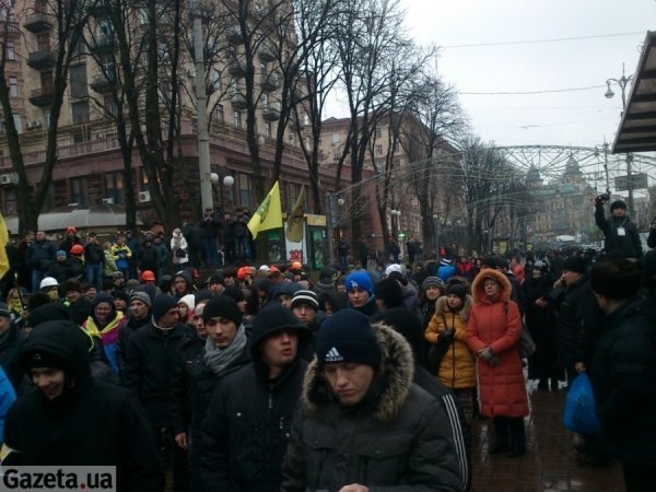 У Києві - конфлікт під барикадами.ФОТО