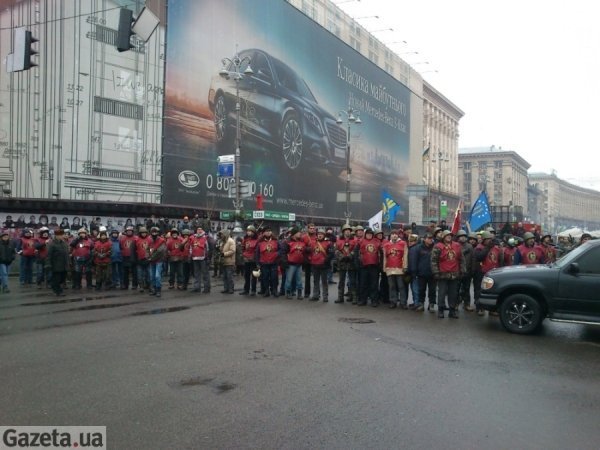 У Києві - конфлікт під барикадами.ФОТО