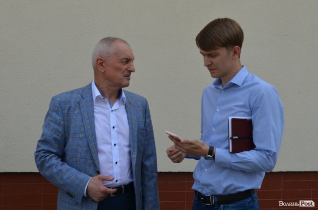 Школа дійсно вражає: Савченко відвідав «багатостраждальний» довгобуд у Луцьку