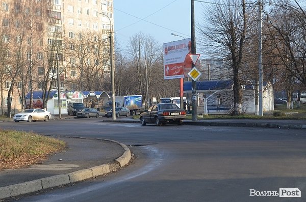 У Луцьку поїзд переїхав людей. ФОТО