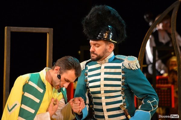 У Луцьку показали «диявольське» кохання. ФОТО