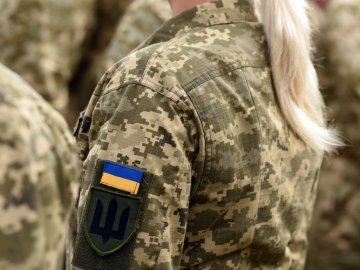 Для жінок створять уніфіковану військову форму вперше в історії ЗСУ