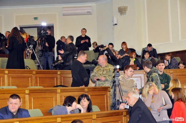 Позачергова сесія Волиньради: 26 фотомиттєвостей