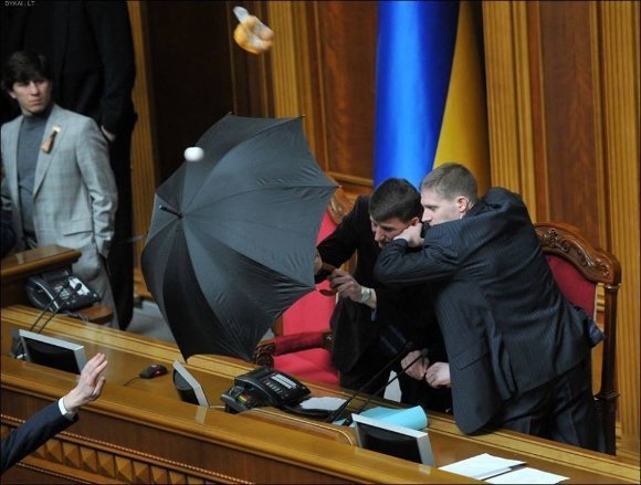 Як працюють народні депутати. ФОТО