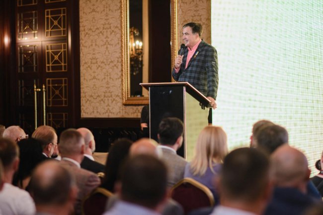 Найбільшій будівельній організації України - 10 років. Хто з волинян був на святкуванні? ФОТО*