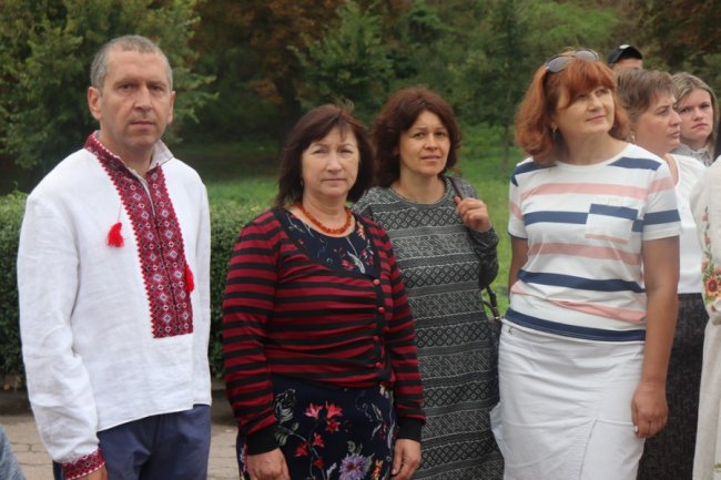 У Володимирі розгорнули 10-метровий прапор. ФОТО