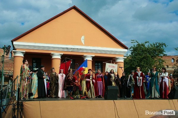 У Луцьку європейські монархи відкрили фестиваль «Берегиня». ФОТО