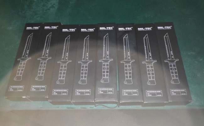 В пункті пропуску «Устилуг» в автівці знайшли ножі. ФОТО