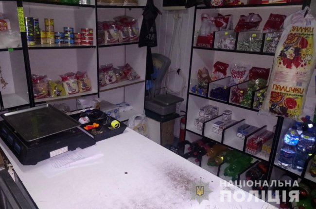 У масці та з пістолетом: на Волині впіймали грабіжника. ФОТО