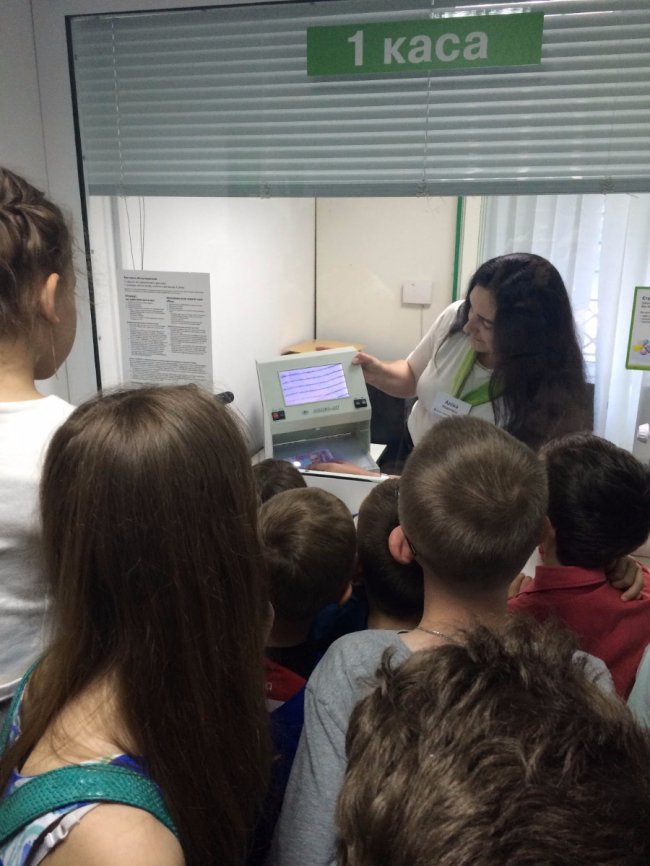 У ЮніорБанку безкоштовно навчають дітей фінансовій грамотності*