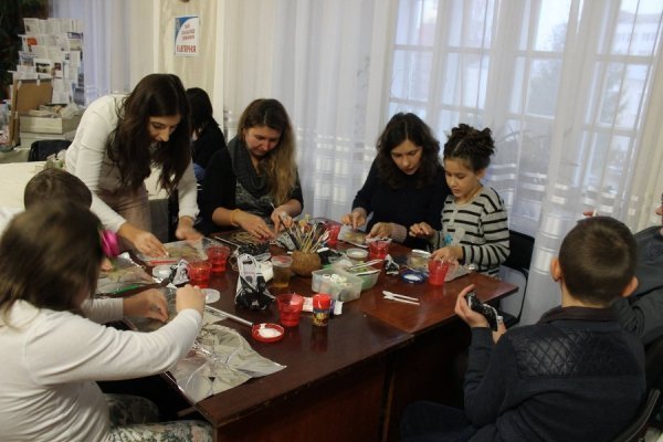 У Луцьку ярмаркували «Від мами до мами»