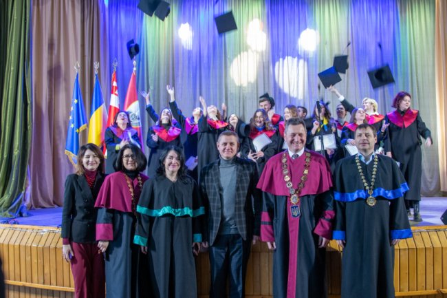 У Лесиному виші – випуск магістрів. ФОТО