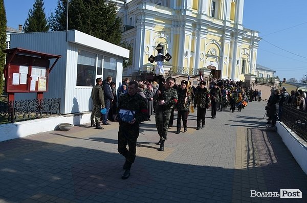 У Луцьку попрощалися ще із одним загиблим бійцем АТО. ФОТО