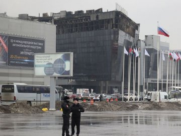 Теракт у «Крокусі»: росіяни знайшли нову версію «візитки Яроша»