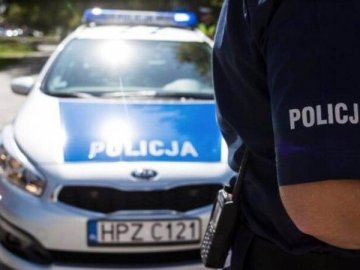 У Польщі з погонею затримували українця, який скоїв низку крадіжок і напав на поліцейського 