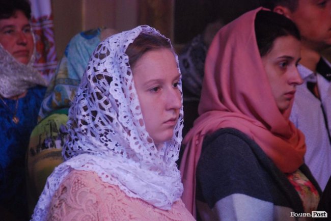 Фото випускного у Волинській духовній семінарії