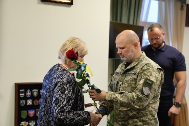 У Луцьку вручили державні нагороди рідним загиблих Героїв